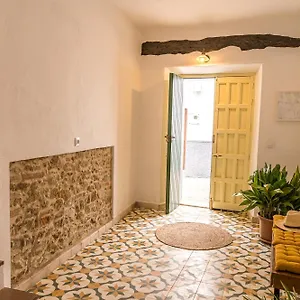 casa-rural-la-artistica-alojamiento-y-arte.es-andalucia.com/